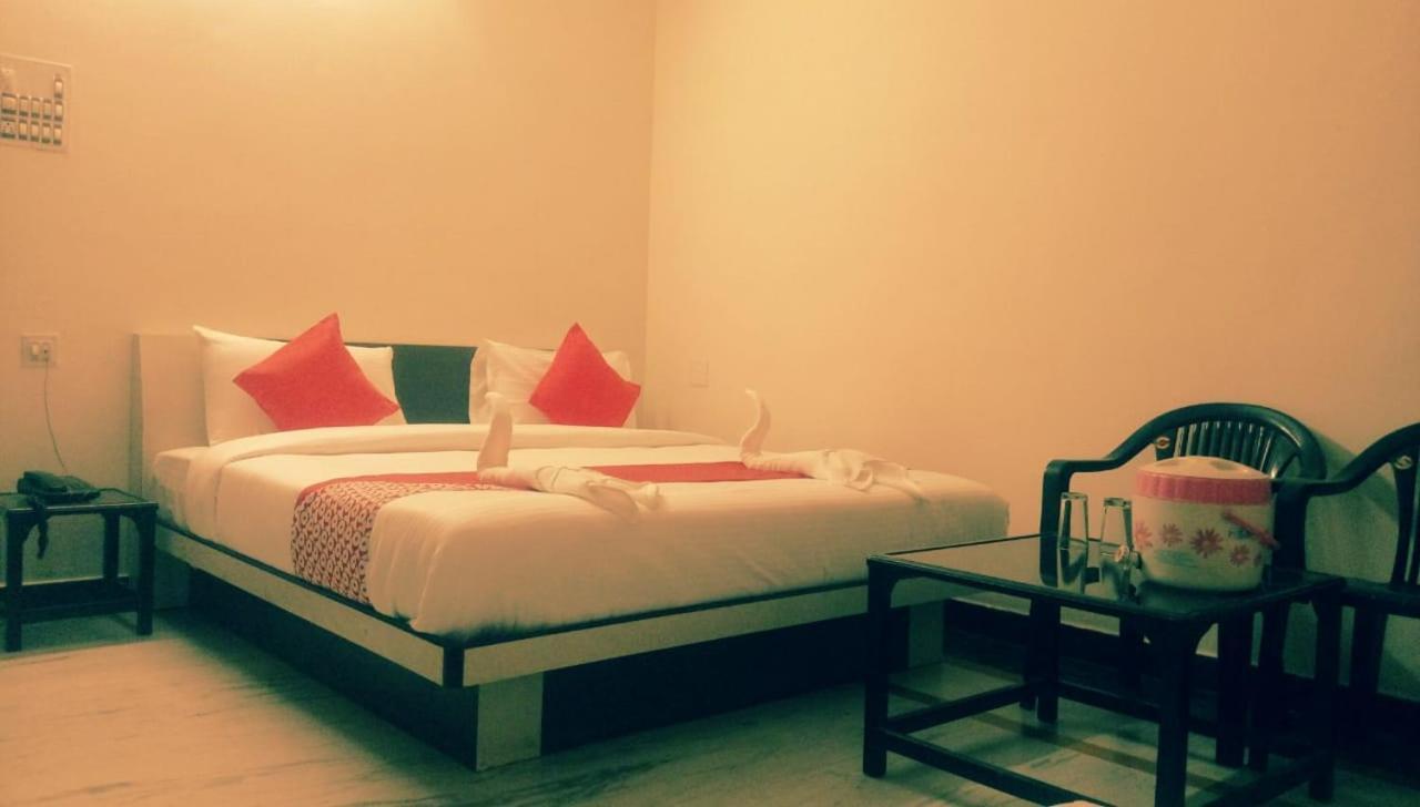 Hotel Rajkamal International Udaipur Exterior photo